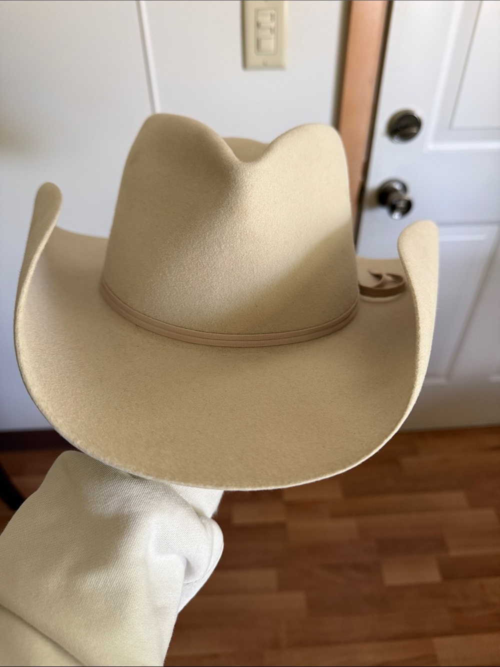 Biltmore silver buckle cowboy hat